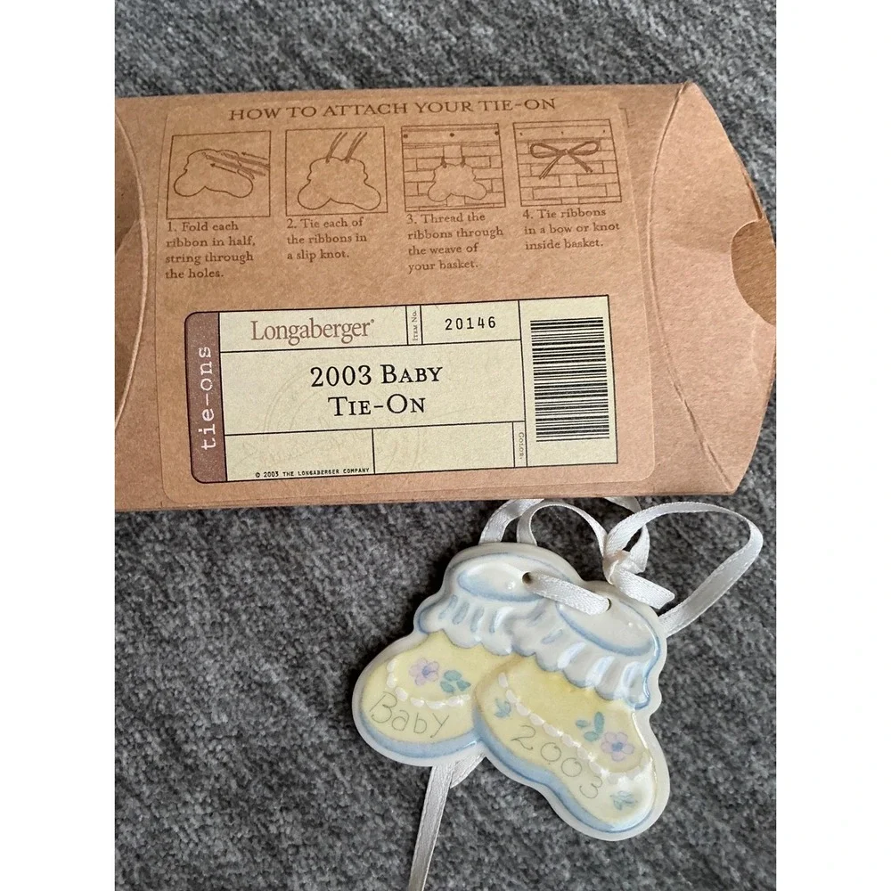 Longaberger 2003 Baby Tie-On OS Yellow Ceramic Booties Basket Accessory Vintage